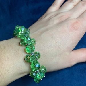 Light green crystal bracelet 💚